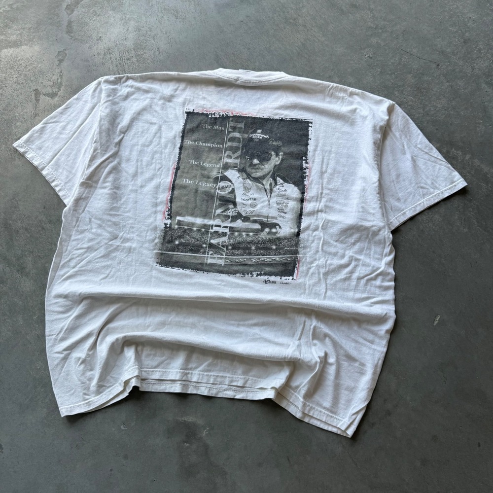 Chase Authentics Dale Earnhardt NASCAR Graphic T-Shirt White 2XL The Legend